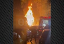 Υπό-μερικό-έλεγχο-η-φωτιά-σε-ξερά-χόρτα-στο-Μαρούσι,-βίντεο