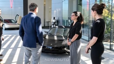 Οι-Έλληνες…-ηγέτες-της-tesla-και-το-αυτοκίνητο-που-εντυπωσίασε-τον-Κυριάκο-Μητσοτάκη