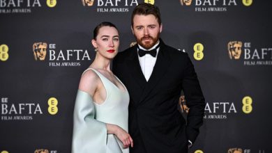 Η-Σίρσα-Ρόναν-εξήγησε-γιατί-ο-σύζυγός-της,-Τζακ-Λόουντεν,-διστάζει-να-συνεργαστεί-μαζί-της