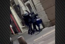 Λυών:-Έσπασαν-με-σφυριά-τη-βιτρίνα-κοσμηματοπωλείου,-άρπαξαν-κοσμήματα-και-διέφυγαν-με-ΙΧ