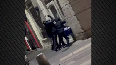 Λυών:-Έσπασαν-με-σφυριά-τη-βιτρίνα-κοσμηματοπωλείου,-άρπαξαν-κοσμήματα-και-διέφυγαν-με-ΙΧ