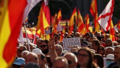 Διαδήλωση-στη-Μαδρίτη-για-τη-Θέουτα:-Χιλιάδες-στους-δρόμους-κατά-της-κυβέρνησης-Σάντσεθ
