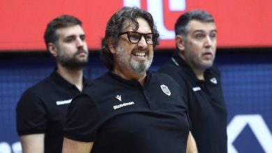 Παράπονα-από-τον-Τρινκιέρι:-«30-βολές,-4-τεχνικές-ποινές,-προσπαθώ-να-καταλάβω-τη-διαιτησία»