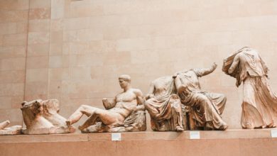 Το-παρασκήνιο-για-τα-Γλυπτά-του-Παρθενώνα:-Η-συμφωνία-σκόνταψε-στη-λέξη-«δάνειο»