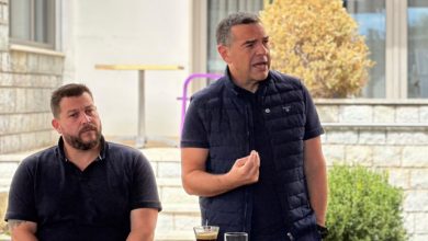 Τσίπρας:-Σημαντικό-βήμα-η-απόφαση-για-παραπομπή-του-Τριαντόπουλου,-να-παραιτηθεί-ο-Φλωρίδης