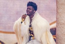 Ο-lil-nas-x-τιμά-τη-μνήμη-της-μητέρας-του-με-νέο-τραγούδι-που-περιλαμβάνει-ηχητικό-της
