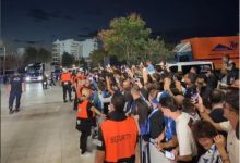Εθνική-ποδοσφαίρου:-Αποθέωση-στην-άφιξη-της-αποστολής-στην-Τούμπα,-δείτε-βίντεο
