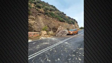 Τεράστιος-βράχος-έπεσε-μπροστά-σε-εν-κινήσει-αυτοκίνητο-στην-Ιεράπετρα
