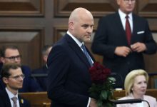 Το-φιλοευρωπαϊκό-κόμμα-του-πρωθυπουργού-Κούλμπεργκς-κερδίζει-τις-εκλογές-στη-Λετονία