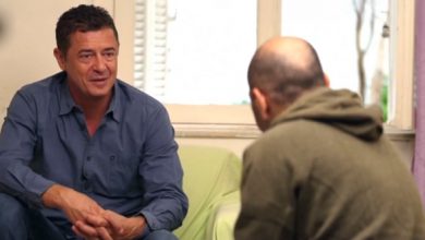 Αυτοψία:-Πρεμιέρα-για-την-15η-σεζόν-με-μια-έρευνα-για-την-κατ’-οίκον-κράτηση-με-«βραχιολάκι»