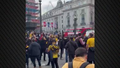 «Κατάληψη»-στο-κέντρο-του-Λονδίνου-από-τους-οπαδούς-της-ΑΕΚ,-βίντεο