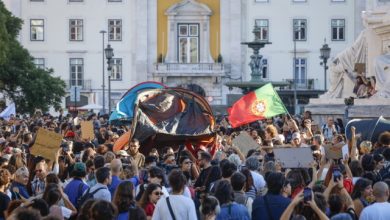 Η-αστυνομία-διέλυσε-τους-καταυλισμούς-των-ακτιβιστών-υπέρ-της-στέγασης-στη-Λισαβόνα-και-το-Πόρτο