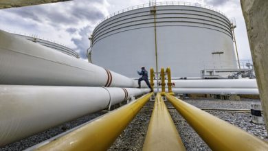 Ενέργεια:-Στα-112-δολάρια-το-brent,-κοντά-σε-υψηλά-τετραετίας-παραμένει-το-φυσικό-αέριο