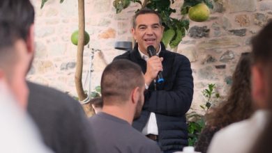 Τσίπρας-για-Γκράβα:-Η-κυβέρνηση-κρύβεται-και-πετά-το-μπαλάκι-όπου-τη-βολεύει