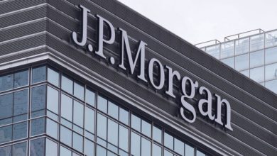jp-morgan:-Ράλι-22%-στην-Αθήνα-–-Κέρδη,-αποτιμήσεις-και-ο-κίνδυνος-της-κρίσης-στη-Γαλλία
