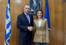 Συνάντηση-Αγαπηδάκη-Στεφανή-για-την-ενίσχυση-του-Κέντρου-Υγείας-Καρυών-Αγίου-Όρους