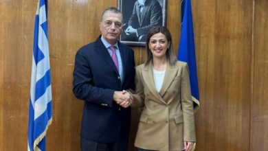 Συνάντηση-Αγαπηδάκη-Στεφανή-για-την-ενίσχυση-του-Κέντρου-Υγείας-Καρυών-Αγίου-Όρους