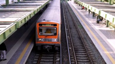Σώος-ο-άντρας-που-έπεσε-από-πεζογέφυρα-στον-σταθμό-ηλεκτρικού-Αγίου-Νικολάου