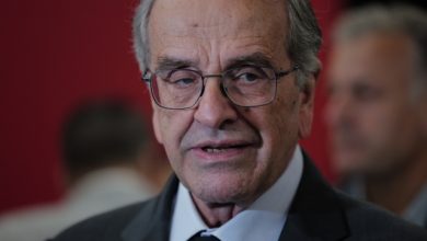 Σαμαράς-για-την-28η-Οκτωβρίου:-Η-ελευθερία-ενός-λαού-κρίνεται-από-όσα-αρνείται-να-παραδώσει