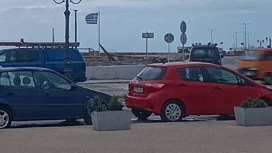 Αυτοκίνητο-που-οδηγούσε-17χρονος-παρέσυρε-5χρονο-παιδί-μπροστά-από-παιδική-χαρά-στην-Τήνο
