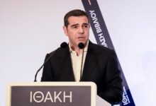 Τσίπρας:-Ανοίγει-βηματισμό,-μετρά-το-κλίμα-στην-κοινωνία-και-περιμένει-τον…-Σεπτέμβριο