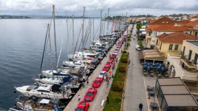 Γιατί-γέμισε-με-ferrari-η-Πρέβεζα;