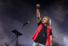 Ο-Βασίλης-Παπακωνσταντίνου-ετοιμάζει-μια-μεγάλη-συναυλία-στο-Θέατρο-Λυκαβηττού