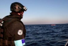 Διάσωση-35-μεταναστών-από-σκάφος-της-frontex-νότια-της-Γαύδου