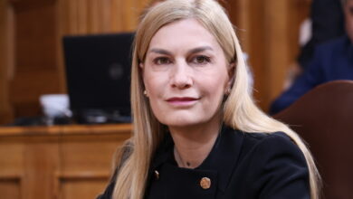Βολουδάκη-για-τις-αιχμές-Γεωργιάδη-κατά-Τσίπρα:-«Εγώ-δεν-θα-μίλαγα-έτσι»