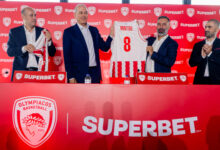 Ολυμπιακός-και-superbet-εγκαινίασαν-τη-νέα-τους-συνεργασία-μέχρι-το-2032