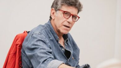 Γιάννης-Μπέζος:-Ανεβάζει-τον-«Έμπορο-της-Βενετίας»-του-Σαίξπηρ