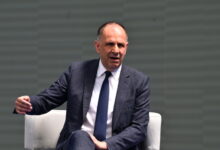 Γεραπετρίτης:-Η-Ελλάδα-επιλέγει-μια-εξωτερική-πολιτική-με-πυξίδα-το-Διεθνές-Δίκαιο