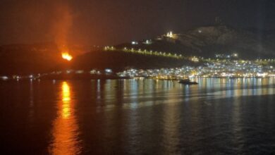 Σε-εξέλιξη-μεγάλη-φωτιά-στην-Κάλυμνο,-απειλεί-πευκοδάσος:-Δείτε-βίντεο-και-εικόνες