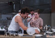 «Η-Κουζίνα»:-Η-παράσταση-που-κέδρισε-κοινό-και-κριτικούς-επιστρέφει-στο-Θέατρο-Κιβωτός