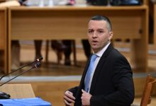 Η-επιστροφή-Κασιδιάρη-πυροδοτεί-την-πολιτική-συζήτηση,-τι-λένε-οι-συνταγματολόγοι