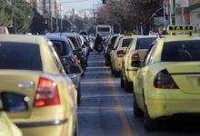 Έσπασε-αγωγός-της-ΕΥΔΑΠ-στο-Χαλάνδρι:-Διεκόπη-η-κυκλοφορία-στην-οδό-Κώστα-Βάρναλη