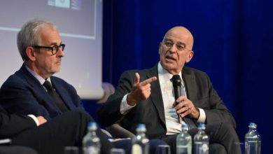 Δένδιας:-Η-Τουρκία-συνιστά-απειλή-για-την-Ελλάδα