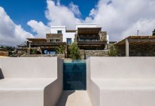 Μια-πέτρινη-κατοικία-στην-Τήνο-που-τιμά-το-καλοκαίρι