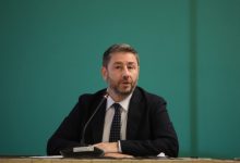 Ανδρουλάκης:-13η-σύνταξη,-νέο-ΕΚΑΣ-και-κατάργηση-προσωπικής-διαφοράς-–-Πυρά-σε-ΝΔ-και-Τσίπρα-Καμμένο