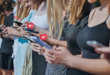 genz:-Εθισμένος-στο-tiktok-1-στους-2-Έλληνες-κάτω-των-30,-τι-δείχνει-ελληνική-μελέτη