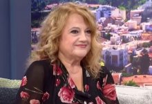 Ελένη-Καστάνη:-Όση-αγάπη-μου-έλειψε-από-τις-απώλειες-της-ζωής-μου-την-παίρνω-από-τον-κόσμο